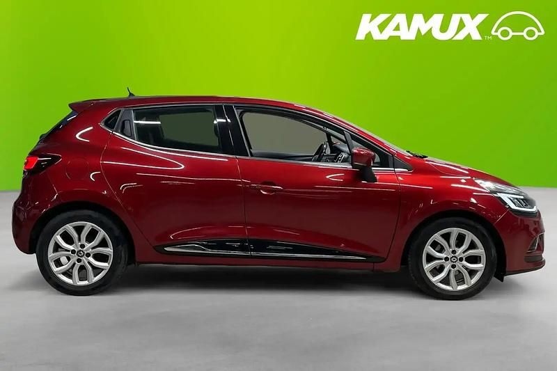 Begagnad Renault Clio IV 118 HK (86 kW) 2018 Röd Halvkombi