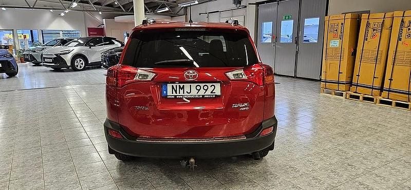 Begagnad Toyota RAV4 Active 151 HK (111 kW) 2014 Röd SUV