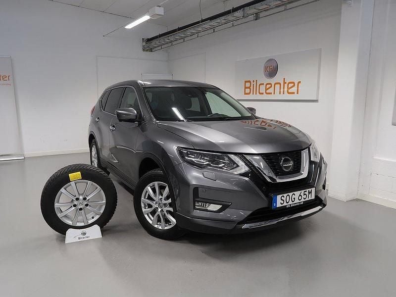 Grå Begagnad 2019 Nissan X-Trail 360º SUV | 209 900 kr (Marknadspris) - Bild 1/3