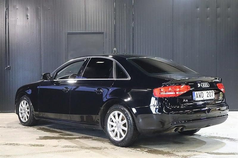Begagnad Audi A4 177 HK (130 kW) 2012 Svart Sedan