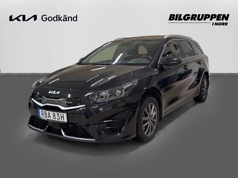 Grå Begagnad 2024 Kia Ceed Sportswagon Advance Kombi | 319 900 kr (Dyr) - Bild 1/4
