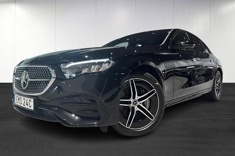 Svart Begagnad 2024 Mercedes E300 Advanced Sedan | 689 900 kr (Superpris) - Bild 1/4