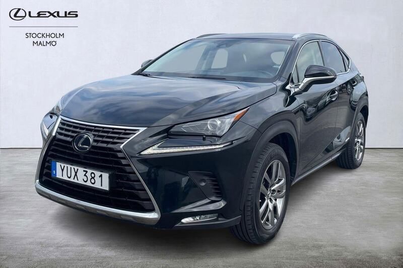 Svart Begagnad 2018 Lexus NX300h Executive Line SUV | 349 000 kr (Dyr) - Bild 1/4
