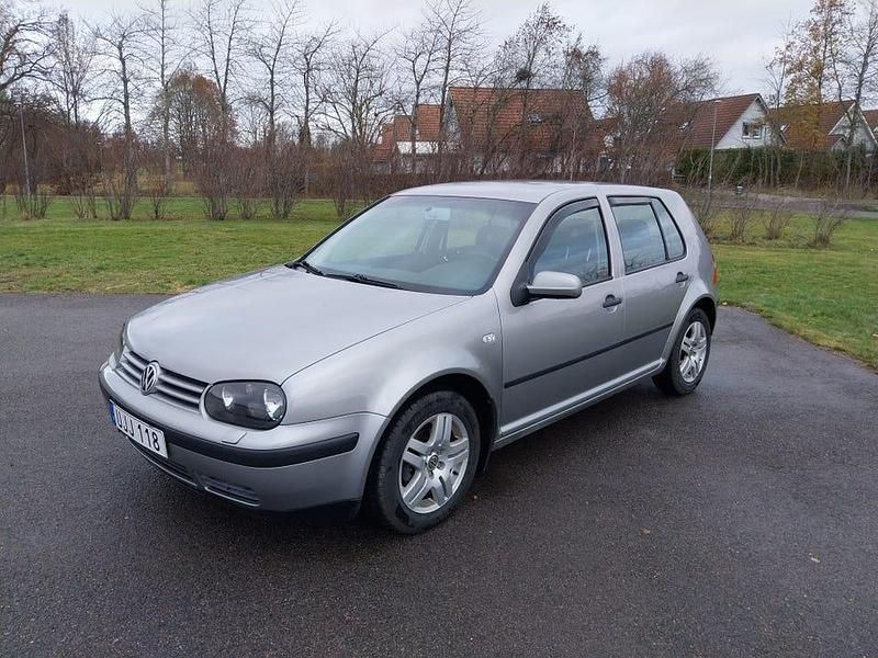Begagnad 2003 VW Golf IV Halvkombi | 31 500 kr (Dyr) - Bild 1/4