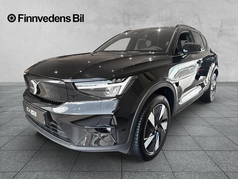 Svart Ny 2026 Volvo EX40 Single Motor Extended Range SUV | 615 600 kr (Marknadspris) - Bild 1/4