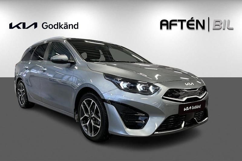 Begagnad Kia Ceed Advance 141 HK (103 kW) 2023 Grå Halvkombi
