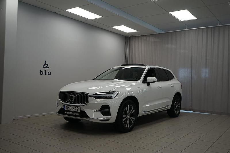 Vit Begagnad 2022 Volvo XC60 SUV | 444 500 kr (Bra pris) - Bild 1/3