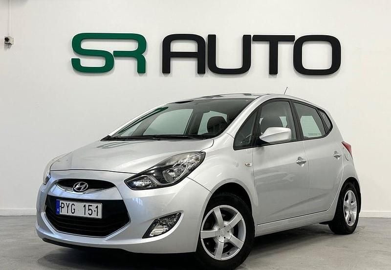 Silver Begagnad 2011 Hyundai ix20 Comfort Halvkombi | 64 900 kr (Lite dyr) - Bild 1/4