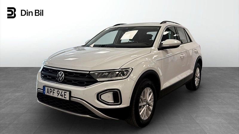 Vit Begagnad 2022 VW T-Roc Pro SUV | 269 900 kr (Marknadspris) - Bild 1/4