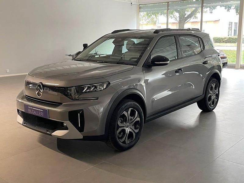 Grå Ny 2025 Citroën C3 Aircross SUV | 239 600 kr (Marknadspris) - Bild 1/4