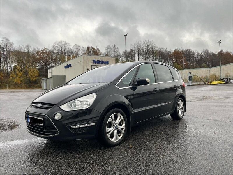 Svart Begagnad 2012 Ford S-MAX Business Edition Minibuss | 85 000 kr (Marknadspris) - Bild 1/4