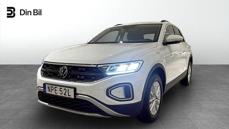 Vit (pure white) Begagnad 2022 VW T-Roc SUV | 269 900 kr (Marknadspris) - Bild 1/4