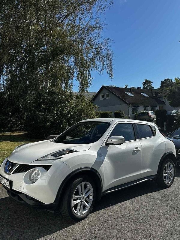 Vit Begagnad 2015 Nissan Juke SUV | 71 500 kr (Marknadspris) - Bild 1/4