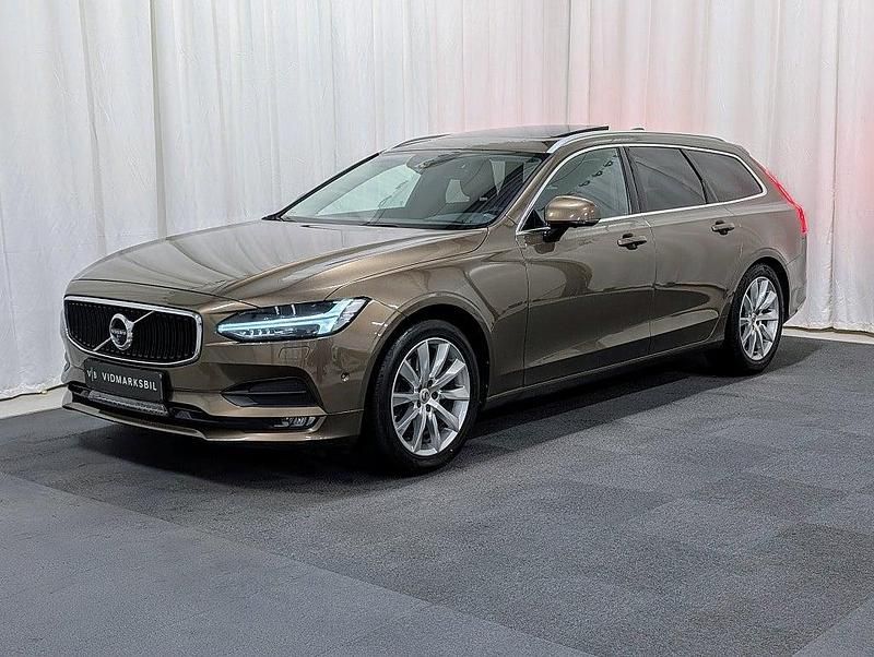 Begagnad Volvo V90 190 HK (139 kW) 2017 Brun Kombi