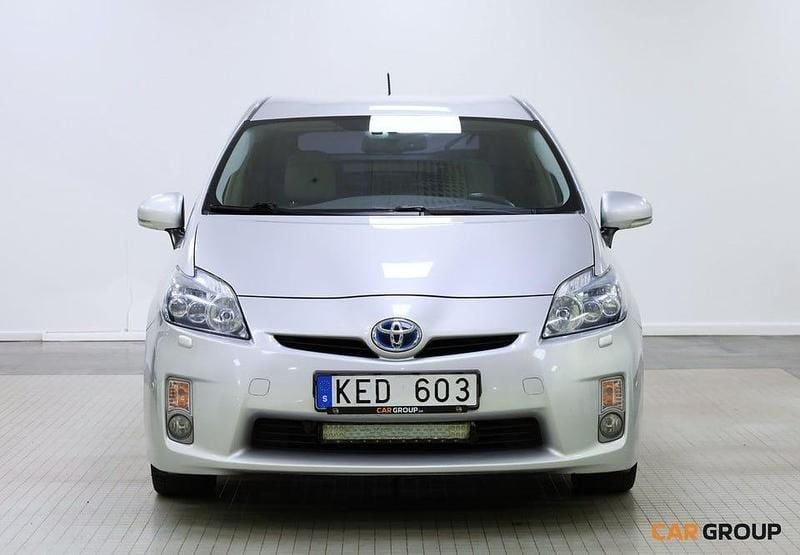 Silver Begagnad 2009 Toyota Prius Executive | 109 900 kr (Marknadspris) - Bild 1/4