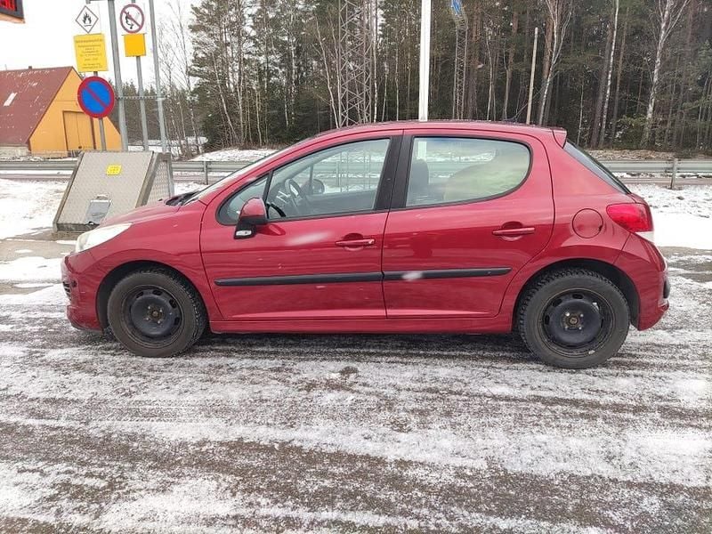 Begagnad Peugeot 207 95 HK (69 kW) 2010