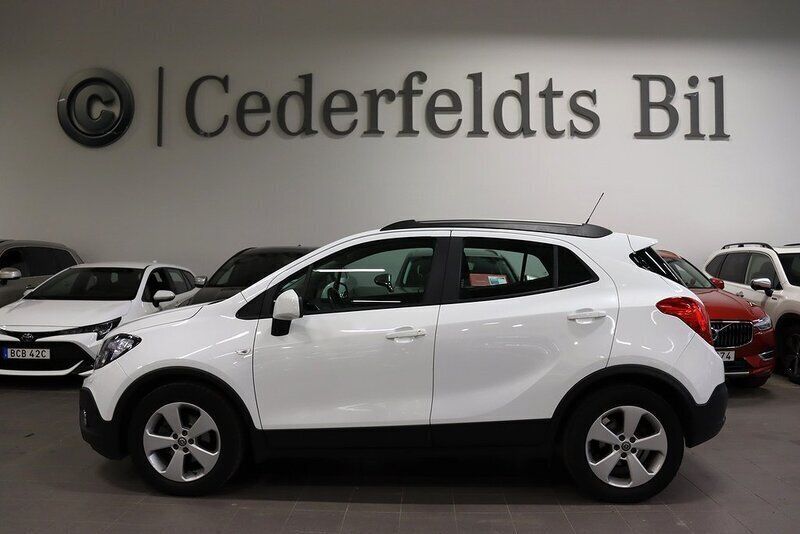 Vit Begagnad 2015 Opel Mokka SUV | 109 900 kr (Marknadspris) - Bild 1/3