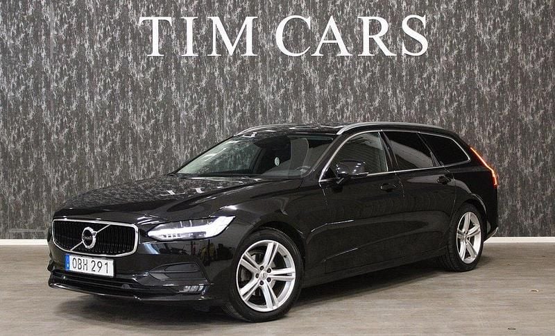 Svart Begagnad 2018 Volvo V90 Momentum Kombi | 194 999 kr (Bra pris) - Bild 1/4