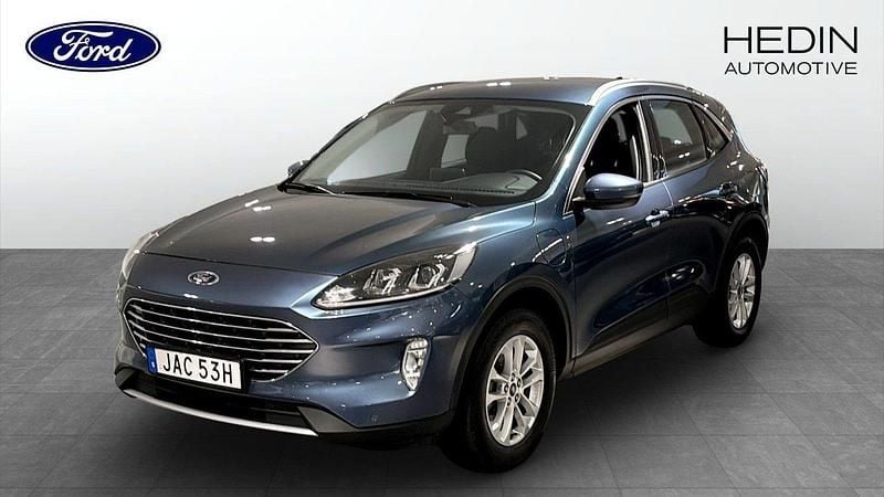 Blå (blue) Begagnad 2022 Ford Kuga Titanium SUV | 259 900 kr (Marknadspris) - Bild 1/4