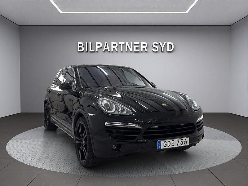 Begagnad Porsche Cayenne S Sport 382 HK (280 kW) 2013 Svart SUV