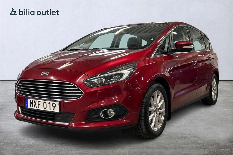 Röd Begagnad 2015 Ford S-MAX Business Edition Minibuss | 149 900 kr (Marknadspris) - Bild 1/4