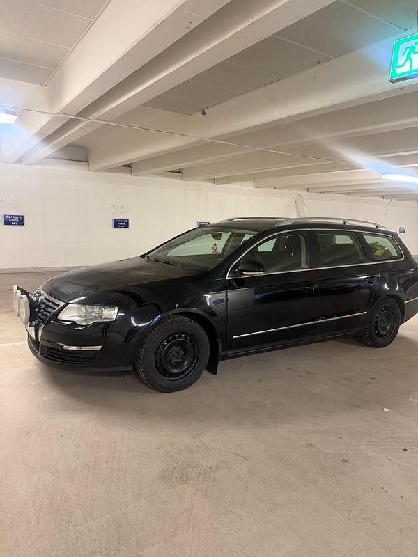 Begagnad 2009 VW Passat Kombi | 24 999 kr (Bra pris) - Bild 1/4
