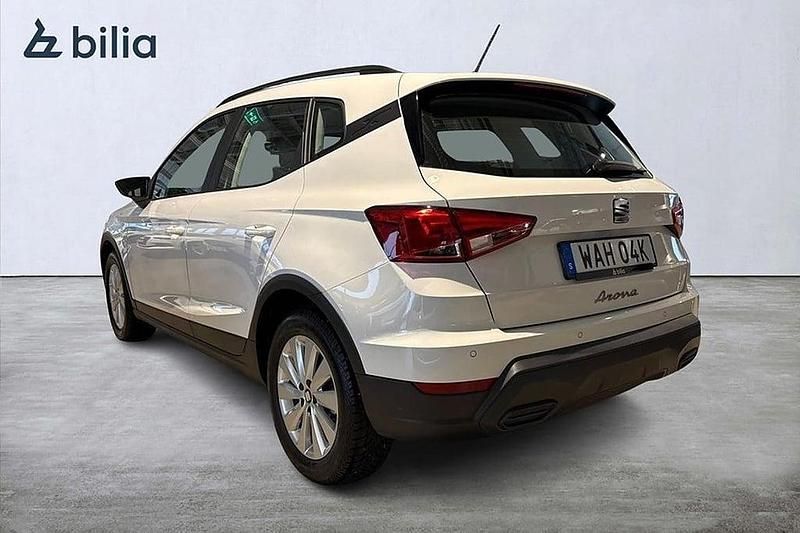 Begagnad Seat Arona Style 112 HK (82 kW) 2023 Vit SUV