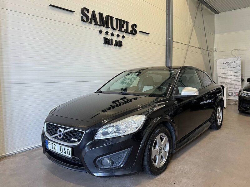 Svart Begagnad 2011 Volvo C30 R-Design Halvkombi | 44 900 kr (Bra pris) - Bild 1/4