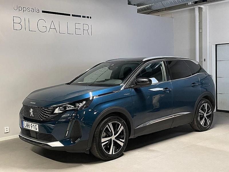 Blå (grå) Begagnad 2022 Peugeot 3008 GT SUV | 258 900 kr (Marknadspris) - Bild 1/4