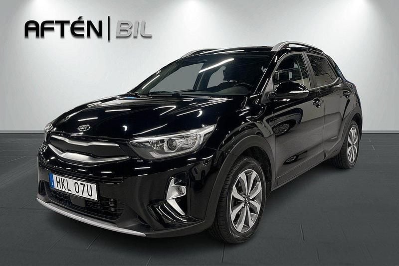 Svart (aurora black pearl metallic) Begagnad 2020 Kia Stonic Advance SUV | 189 800 kr (Marknadspris) - Bild 1/3