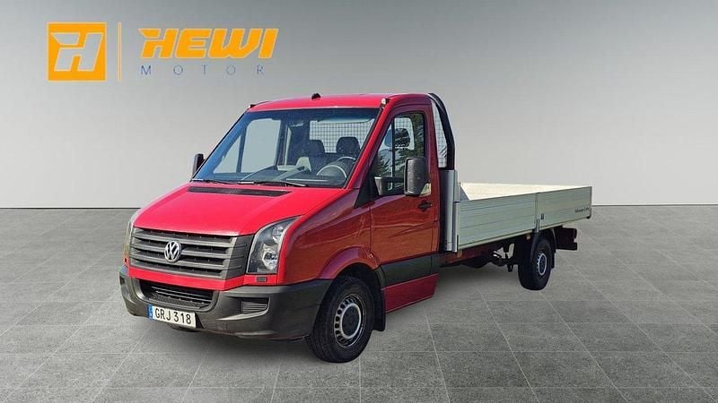 Flerfärgad (röd) Begagnad 2015 VW Crafter S Van | 149 900 kr (Marknadspris) - Bild 1/4