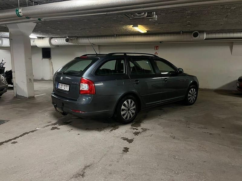 Begagnad Skoda Octavia 102 HK (75 kW) 2010 Kombi
