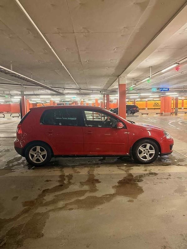 Begagnad 2008 VW Golf VI GT Halvkombi | 34 000 kr (Lite dyr) - Bild 1/4