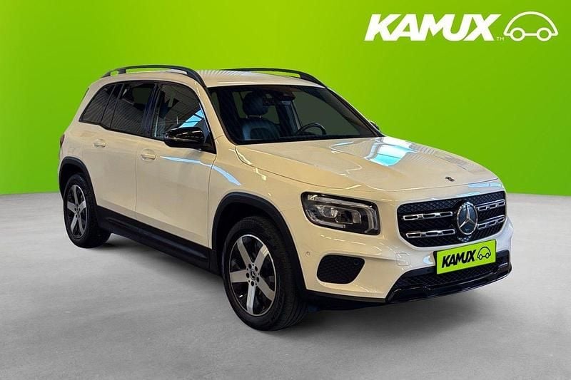 Vit Begagnad 2022 Mercedes GLB200 SUV | 334 800 kr (Bra pris) - Bild 1/3