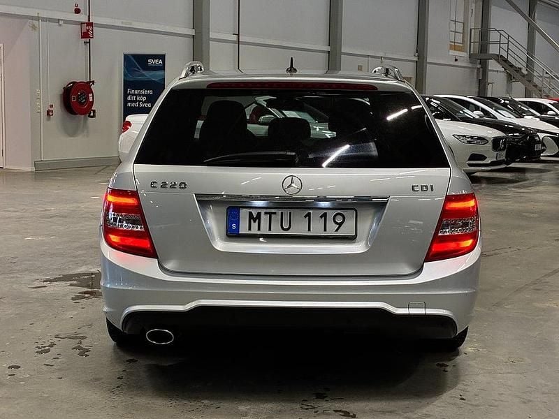 Begagnad Mercedes C220 AMG line 170 HK (125 kW) 2012 Silver Kombi