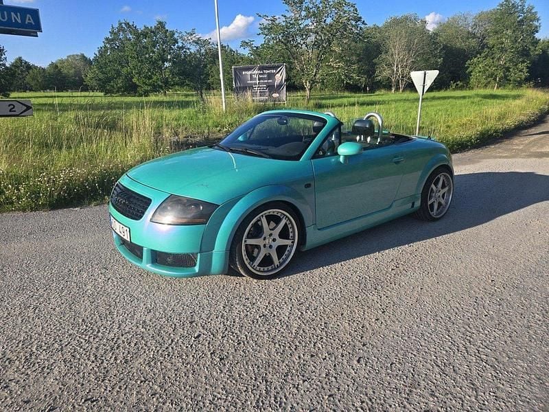 Grön Begagnad 2001 Audi TT Roadster Cab | 68 000 kr (Superpris) - Bild 1/4