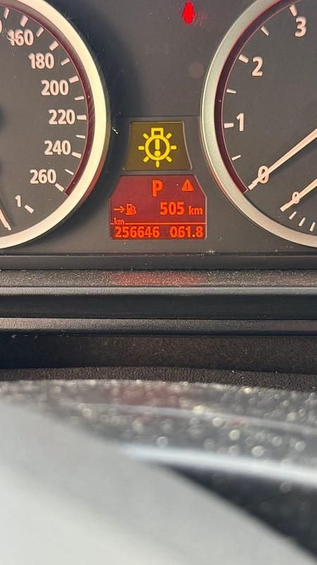 Begagnad BMW 530 258 HK (189 kW) 2006 Kombi