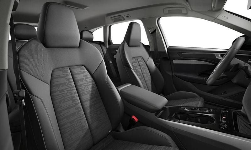 Ny Audi A6 2026 Svart Kombi