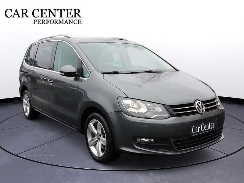 Begagnad VW Sharan 140 HK (102 kW) 2014 Grå Minibuss