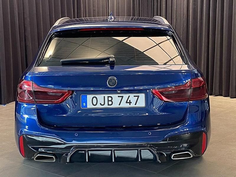 Begagnad BMW 520 M Sport 184 HK (135 kW) 2018 Blå Kombi