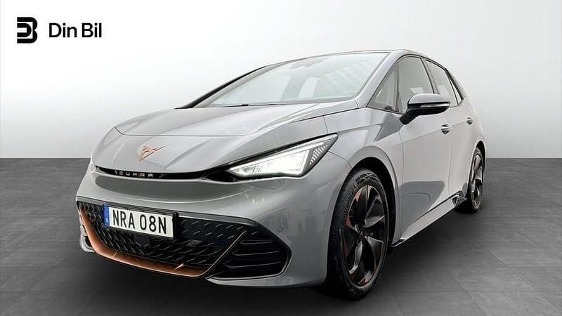 Vapor grey Begagnad 2023 Cupra Born e-Boost Halvkombi | 249 900 kr (Marknadspris) - Bild 1/4