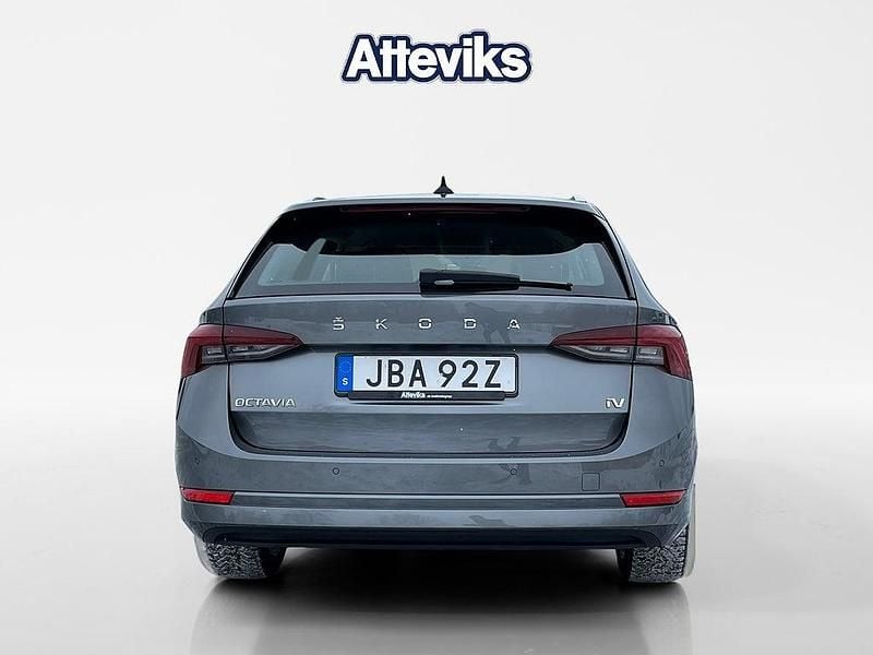 Begagnad Skoda Octavia Style 150 HK (110 kW) 2024 Grå Kombi