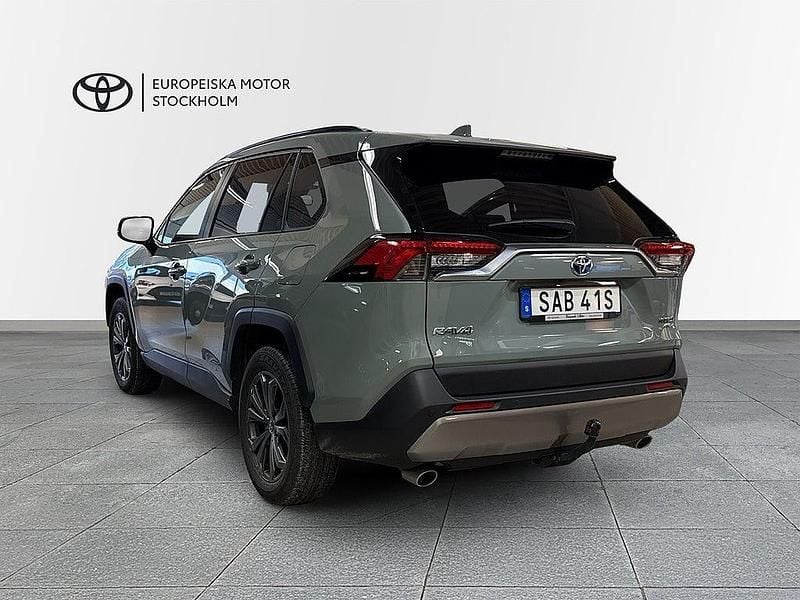 Begagnad Toyota RAV4 Hybrid Executive 222 HK (163 kW) 2024 Grön SUV