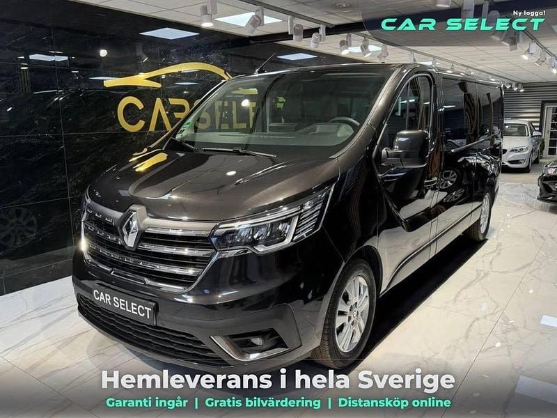 Svart Begagnad 2024 Renault Trafic Minibuss | 479 900 kr - Bild 1/4