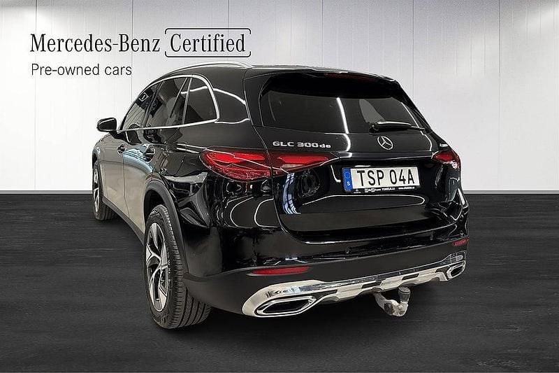 Begagnad Mercedes GLC300e 333 HK (244 kW) 2024 Svartmetallic SUV