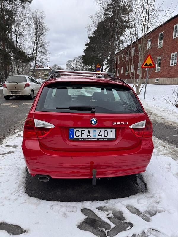 Begagnad BMW 320 177 HK (130 kW) 2008 Kombi