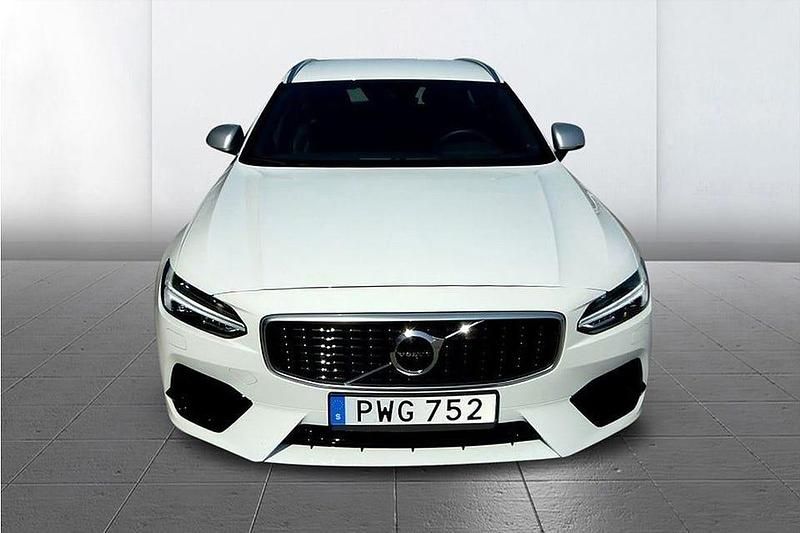 Begagnad Volvo V90 R-Design 150 HK (110 kW) 2017 Vit Kombi