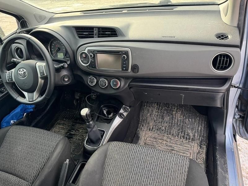 Begagnad Toyota Yaris 90 HK (66 kW) 2013 Halvkombi