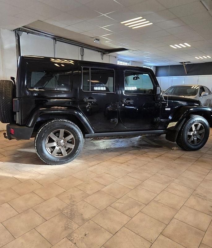 Begagnad Jeep Wrangler Unlimited 284 HK (208 kW) 2016 Svart SUV