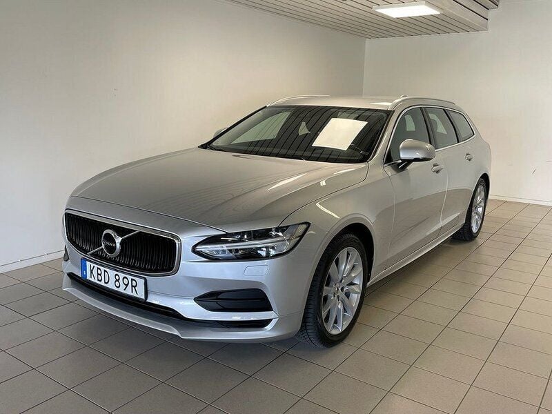 Silver Begagnad 2019 Volvo V90 Momentum Kombi | 219 000 kr (Marknadspris) - Bild 1/4